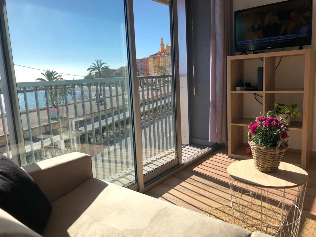 Front De - Garavan Menton